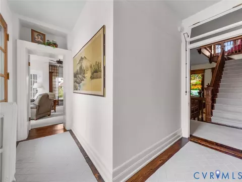 Entry Way - 1500 Chesapeake Ave, Hampton, VA 23661 photo 9 of 12