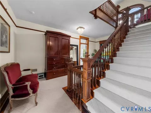 Entry Way - 1500 Chesapeake Ave, Hampton, VA 23661 photo 6 of 12