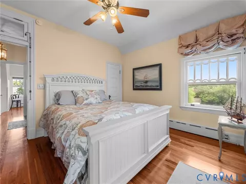 Bedroom - 1500 Chesapeake Ave, Hampton, VA 23661 photo 7 of 10