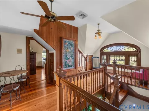 Entry Way - 1500 Chesapeake Ave, Hampton, VA 23661 photo 11 of 12