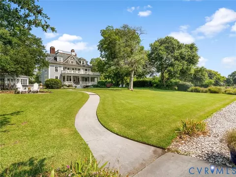 Exterior - 1500 Chesapeake Ave, Hampton, VA 23661 photo 20 of 27