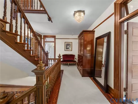 Entry Way - 1500 Chesapeake Ave, Hampton, VA 23661 photo 8 of 12