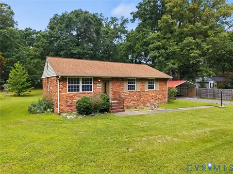 1300 Boroughbridge Rd, Richmond, VA 23225