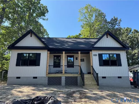 11480 Brown Ln, Ruther Glen, VA 22546