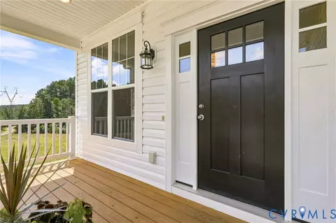 Exterior - 199 Gibson St, Bumpass, VA 23024 photo 4 of 7