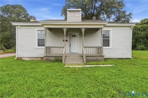 32 Elm St, Petersburg, VA 23803