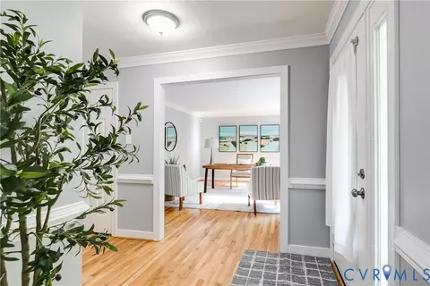 Entry Way - 2420 Olde Queen Ter, Midlothian, VA 23113 photo 2 of 2