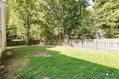 Exterior - 2420 Olde Queen Ter, Midlothian, VA 23113 photo 5 of 12