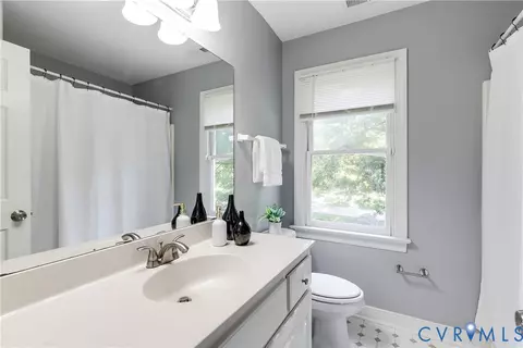Bath - 2420 Olde Queen Ter, Midlothian, VA 23113 photo 3 of 8