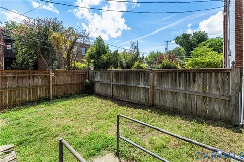 Exterior - 2409 Hanover Ave, Richmond, VA 23220 photo 6 of 7