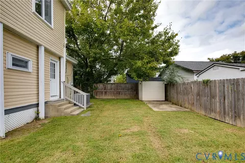 Exterior - 3313 Cliff Ave, Richmond, VA 23222 photo 6 of 7