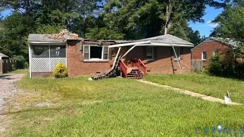 2714 Oak Hill Rd, Petersburg, VA 23805