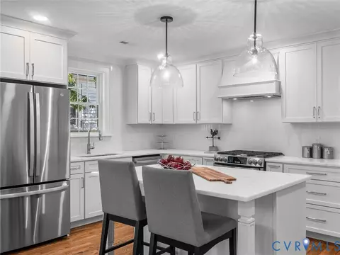Kitchen - 906 Maple Ave, Richmond, VA 23226 photo 7 of 9