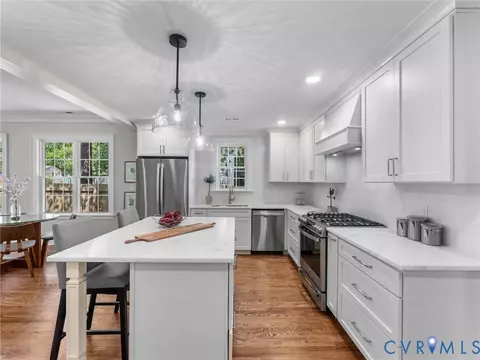 Kitchen - 906 Maple Ave, Richmond, VA 23226 photo 5 of 9