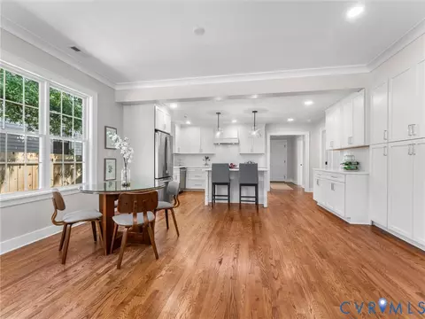 Dining - 906 Maple Ave, Richmond, VA 23226 photo 3 of 5
