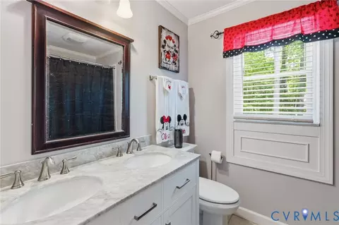 Bath - 2911 Barrow Pl, Midlothian, VA 23113 photo 2 of 3