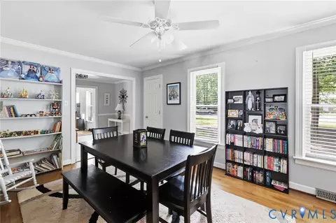 Dining - 2911 Barrow Pl, Midlothian, VA 23113 photo 2 of 2
