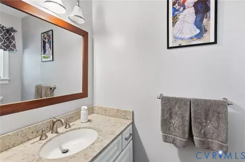Bath - 2911 Barrow Pl, Midlothian, VA 23113 photo 1 of 3