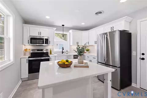 515 S 20th Ave, Hopewell, VA 23860
