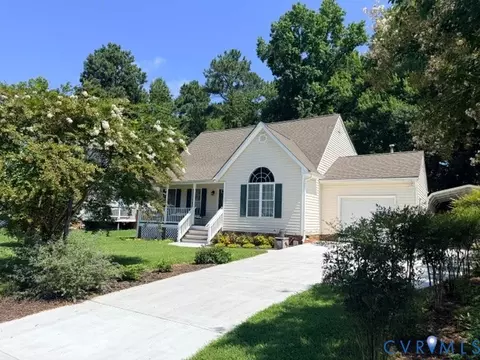 3020 Chartwood Dr, Sandston, VA 23150