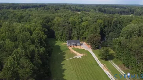 12610 Haw Branch Ln, Amelia Court House, VA 23002