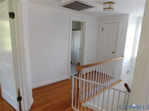Entry Way - 214 Sinclair St, Norfolk, VA 23505 photo 1 of 2