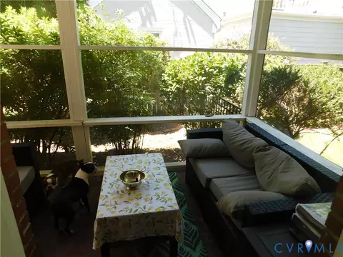 Exterior - 214 Sinclair St, Norfolk, VA 23505 photo 5 of 9