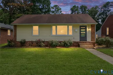 750 Hampton Rd, Petersburg, VA 23805