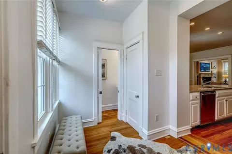 Entry Way - 2407 Stuart Ave, Richmond, VA 23220 photo 4 of 4
