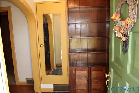 6221 Sturgeon Point Rd, Providence Forge, VA 23140 photo 3