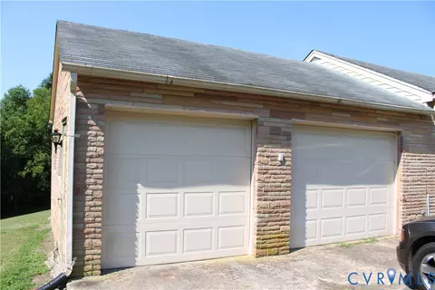 6221 Sturgeon Point Rd, Providence Forge, VA 23140 photo 13