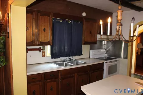 6221 Sturgeon Point Rd, Providence Forge, VA 23140 photo 6