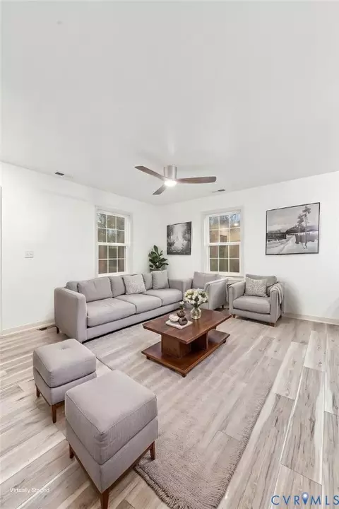 Living - 190 Eagle View Ln, Bumpass, VA 23024 photo 1 of 1