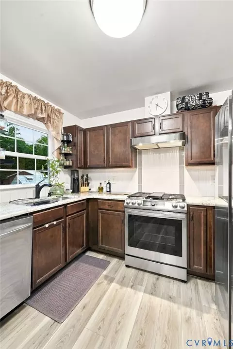 Kitchen - 190 Eagle View Ln, Bumpass, VA 23024 photo 6 of 6