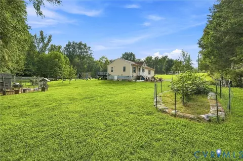 Exterior - 190 Eagle View Ln, Bumpass, VA 23024 photo 12 of 22