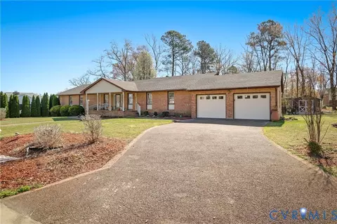 107 Oxford Rd, Hopewell, VA 23860
