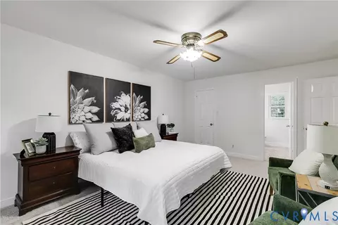 Bedroom - 5808 Oak Knoll Rd, Midlothian, VA 23112 photo 3 of 6