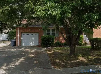 1057 Clipper Dr, Hampton, VA 23669