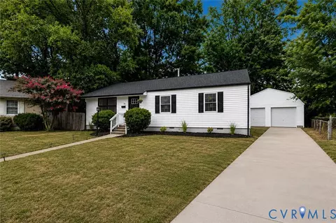 Exterior - 21 Stonewall Ter, Hampton, VA 23666 photo 4 of 7