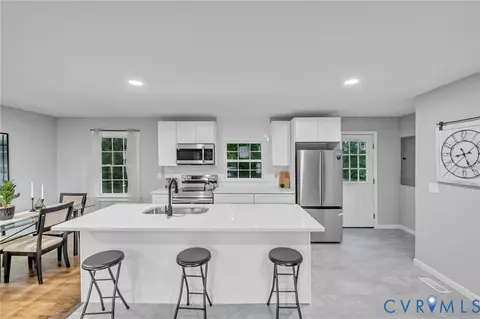 Kitchen - 21 Stonewall Ter, Hampton, VA 23666 photo 2 of 2