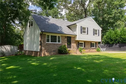 Exterior - 4810 Darlene St, Richmond, VA 23237 photo 2 of 9