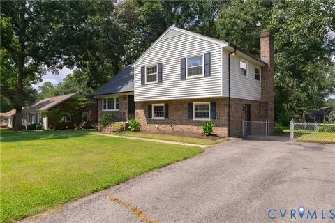 Exterior - 4810 Darlene St, Richmond, VA 23237 photo 3 of 9