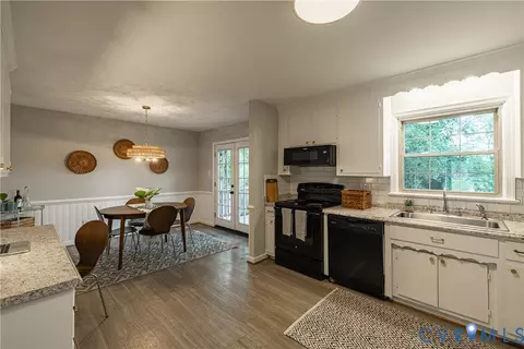 Kitchen - 4810 Darlene St, Richmond, VA 23237 photo 5 of 5
