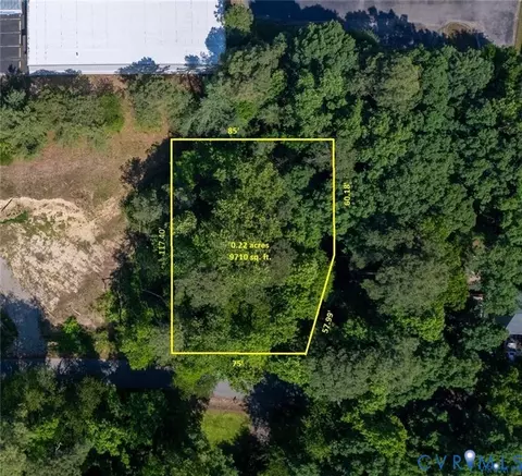 11625 Oak Rd, Chester, VA 23831