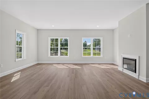 Living - 6549 Hardee Haven Pl, Midlothian, VA 23112 photo 2 of 5
