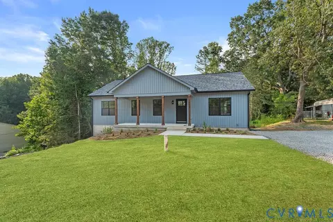 16663 Braswell St, Bowling Green, VA 22427