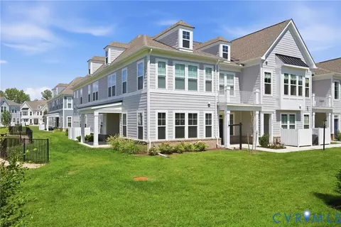 5300 Twisting Vine Ln #105, Glen Allen, VA 23059