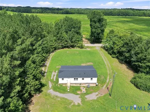 16111 Walkers Mill Rd, Stony Creek, VA 23882