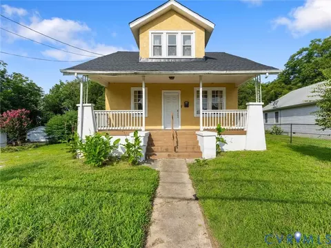 1310 Baylors Ln, Petersburg, VA 23803