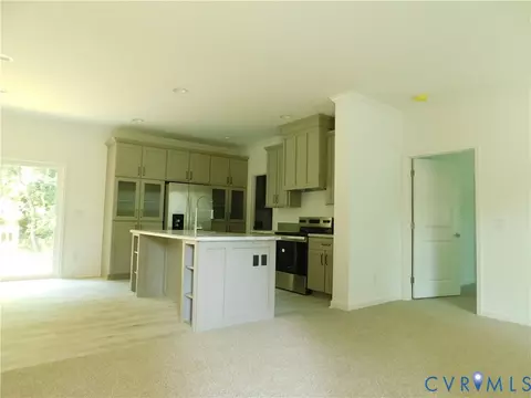 Living - 6602 Kimberly Dr, Gloucester, VA 23061 photo 1 of 2